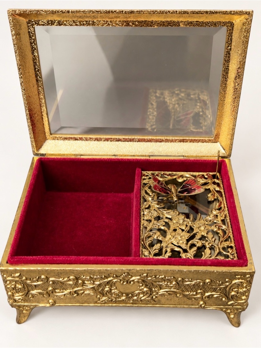Vintage San Francisco Music Box Animated Butterfly plays “Memory” from Cats